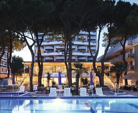 Hotel Ambasciatori Palace Τζεσόλο Λίντο Εξωτερικό φωτογραφία