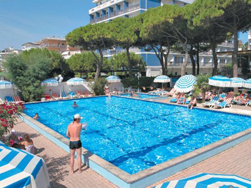 Hotel Ambasciatori Palace Τζεσόλο Λίντο Εξωτερικό φωτογραφία