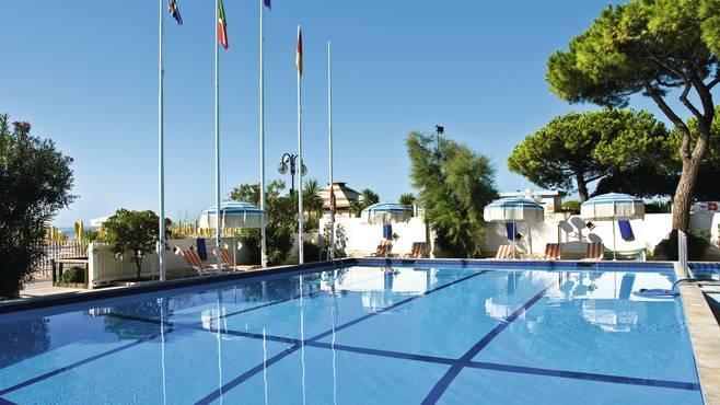 Hotel Ambasciatori Palace Τζεσόλο Λίντο Εξωτερικό φωτογραφία